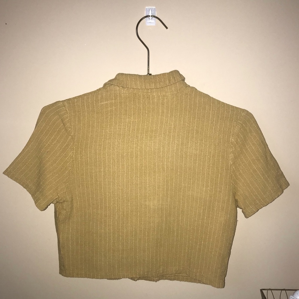 Cute cropped collard shirt - Picture 2 of 3